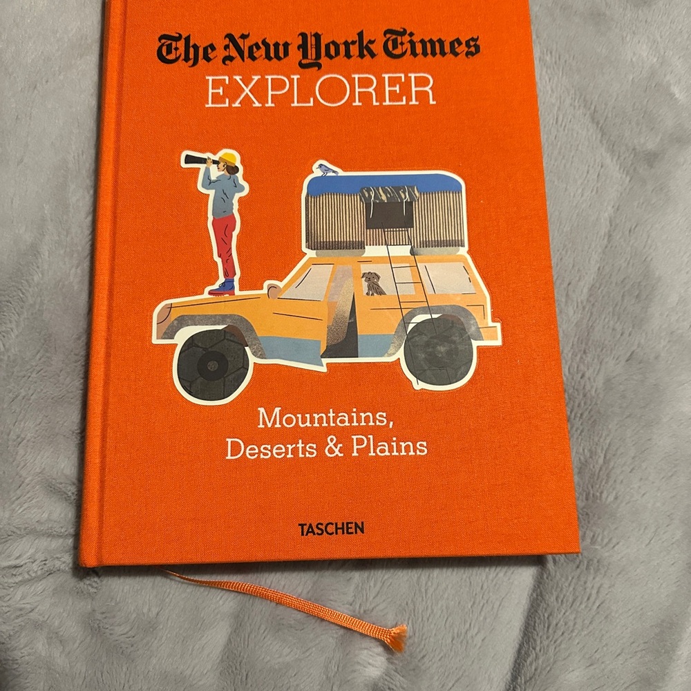 The New York Times Explorer Book - Mountains, Deserts & Plains